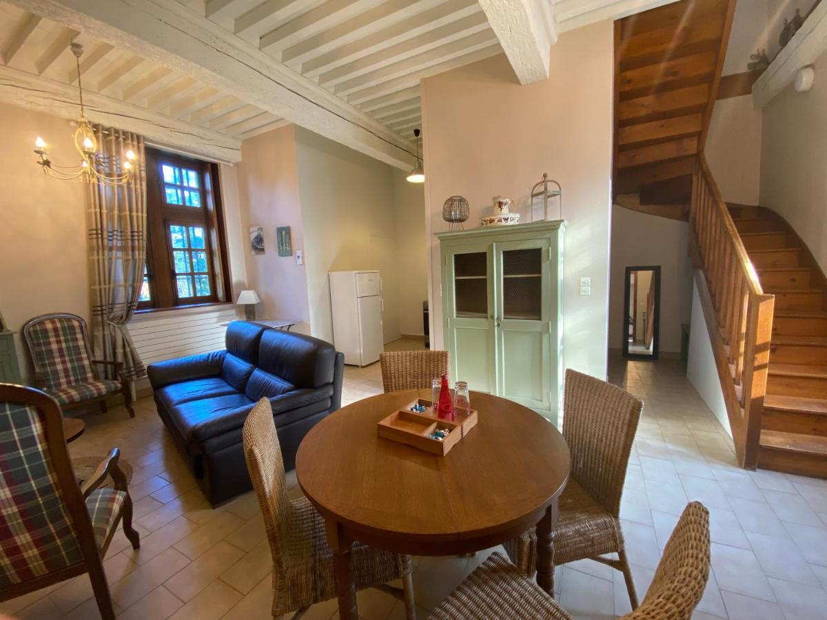 Demeures Et Chateaux L'Abbaye Caladoise - Anciennement Hostellerie Ferme Du Poulet Villefranche-sur-Saône Стая снимка