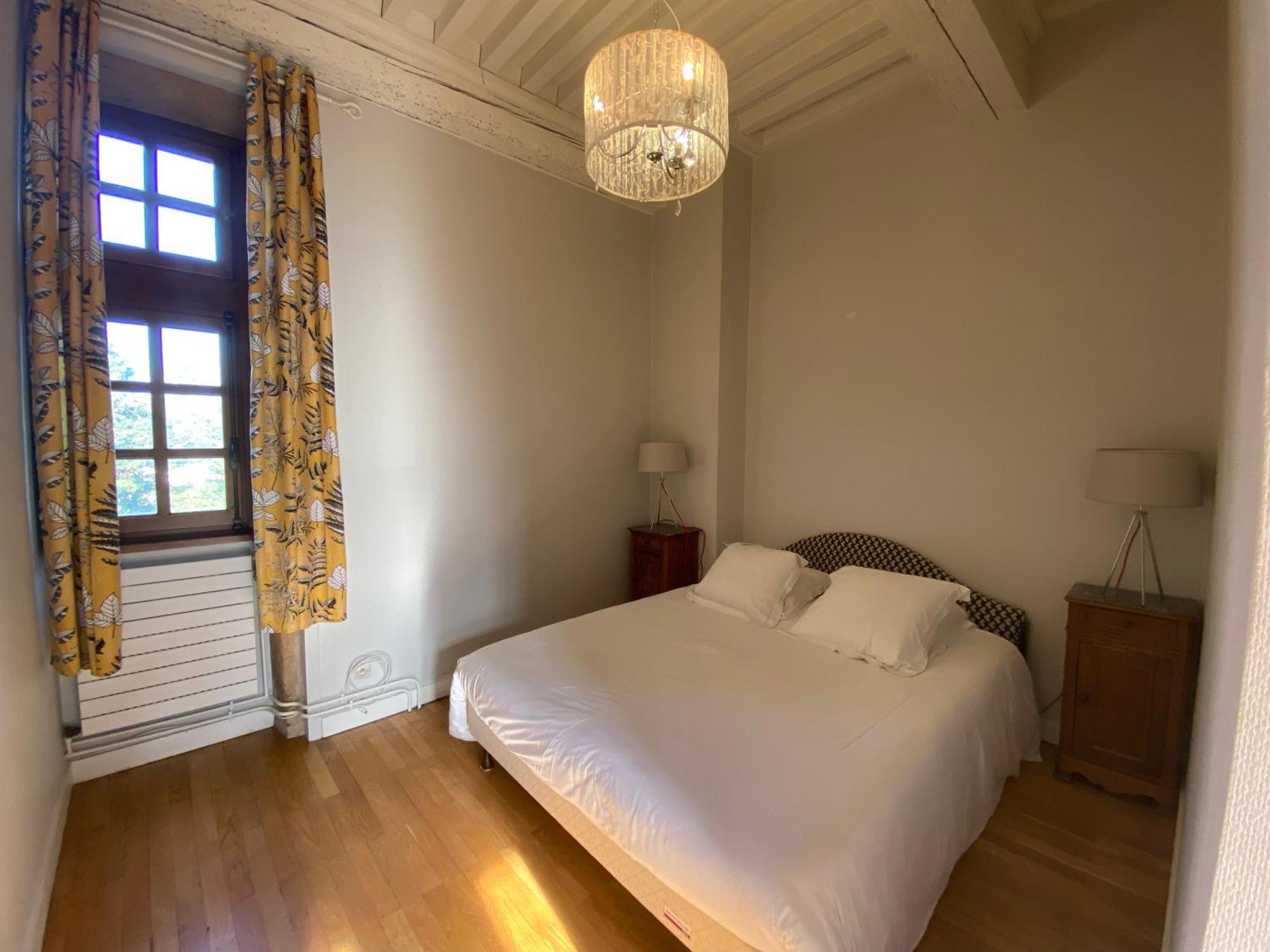 Demeures Et Chateaux L'Abbaye Caladoise - Anciennement Hostellerie Ferme Du Poulet Villefranche-sur-Saône Стая снимка